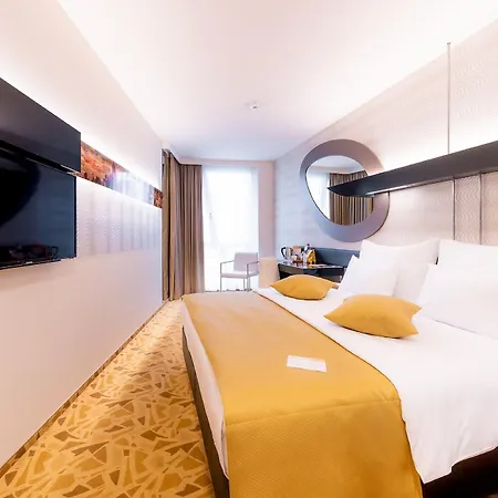 Hotel Grandium 5*