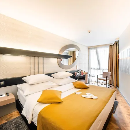 Grandium 5*