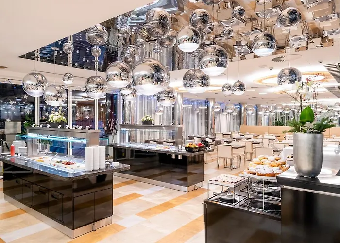Hotel Grandium 5*